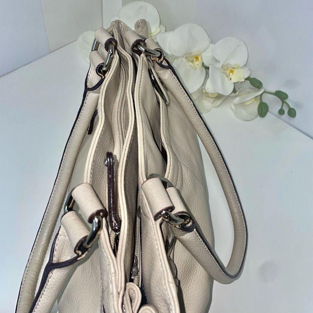 Tignanello Cream Shoulder Bag - Picture 7 of 9
